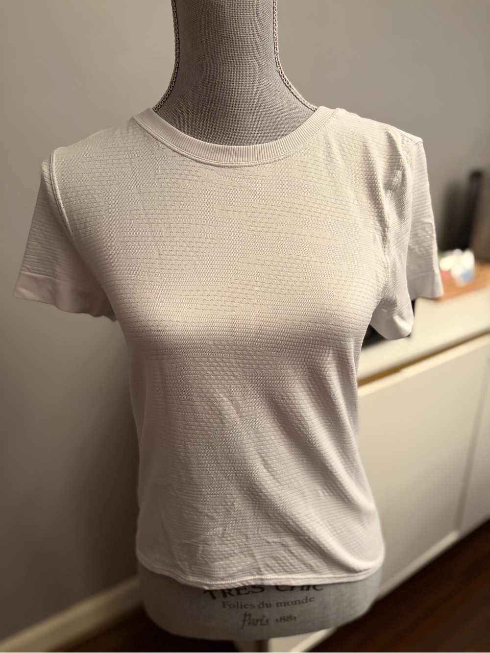 Spyder Women’s White Performance Short Sleeve Tee Size Small
